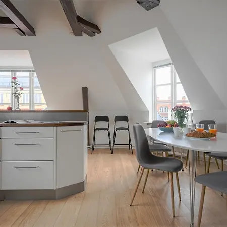 Apartment Sanders Merchant - Dreamy Three-bedroom With Terrace *