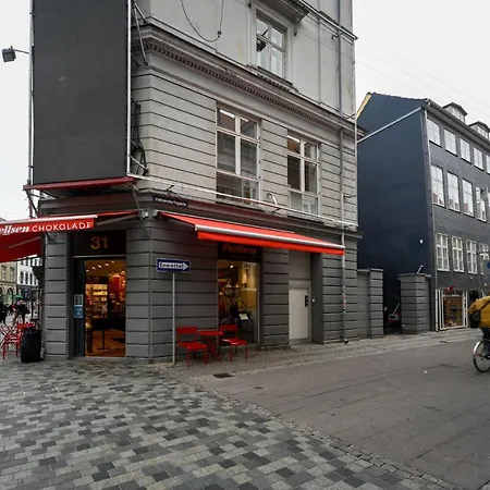 Apartment Sanders Merchant - Dreamy Three-bedroom With Terrace *